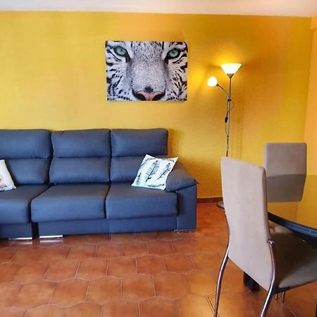 Encantadora vivienda en el paseo marítimo de Salou Exterior foto