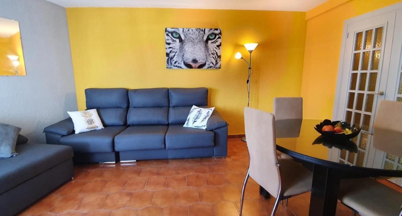 Encantadora vivienda en el paseo marítimo de Salou Exterior foto